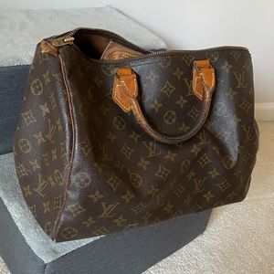 Louis Vuitton Vintage Speedy 30 Handbag